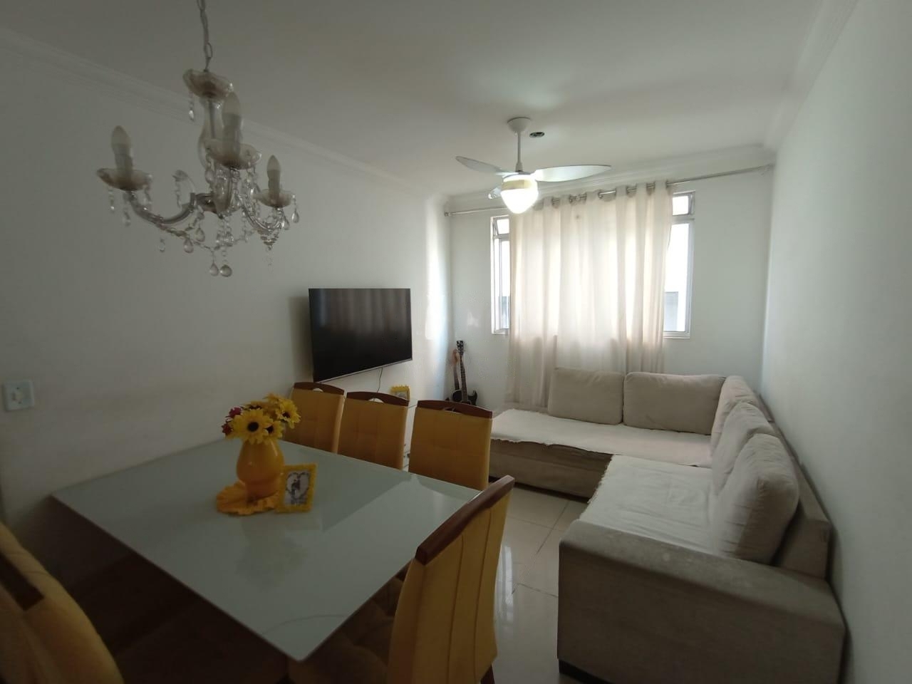 Apartamento à venda com 2 quartos, 60m² - Foto 1