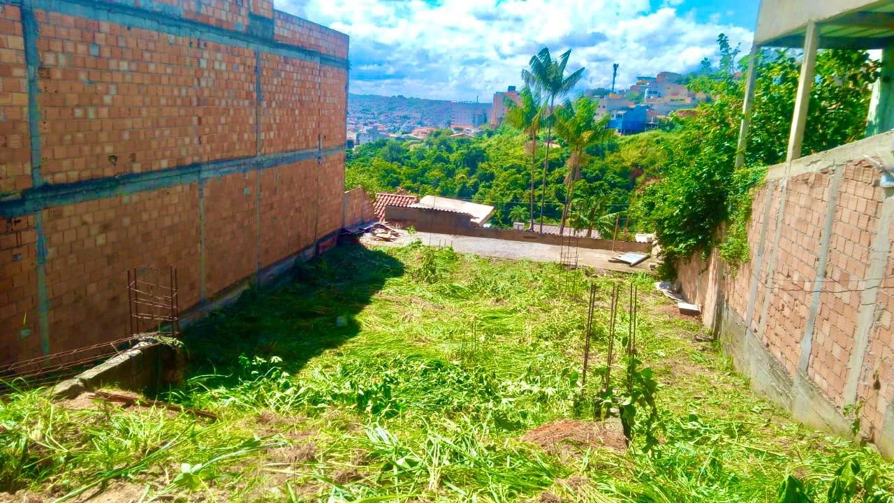 Terreno à venda, 360m² - Foto 1