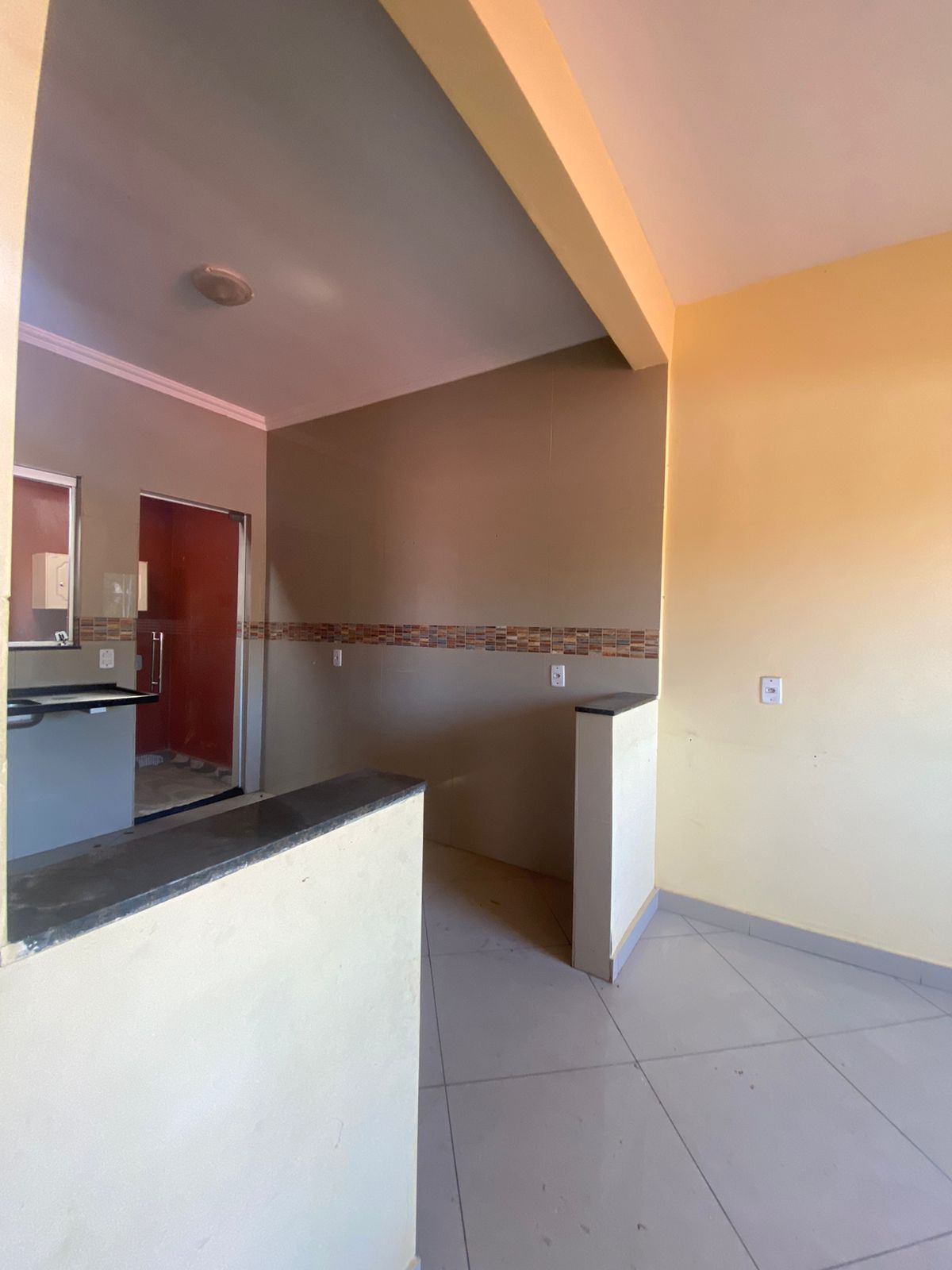 Casa de Condomínio à venda com 3 quartos, 100m² - Foto 4