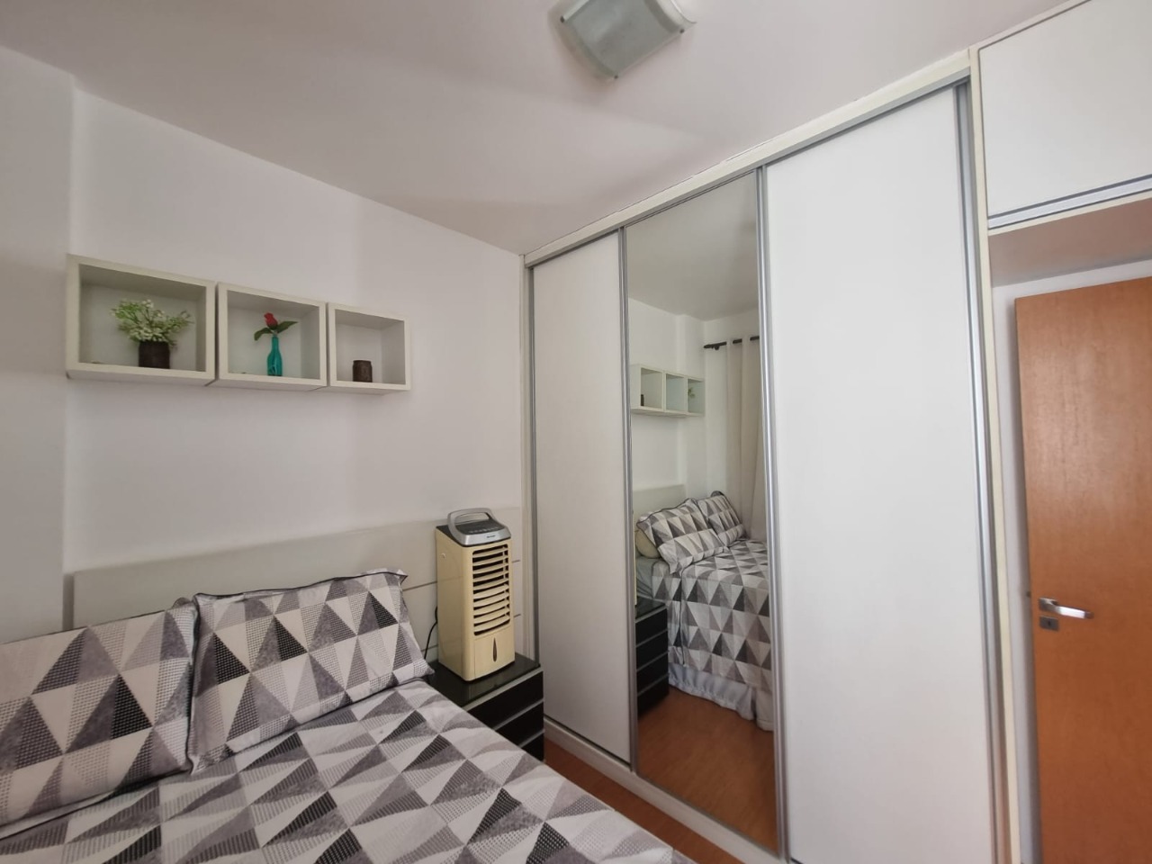 Apartamento à venda com 4 quartos, 146m² - Foto 17