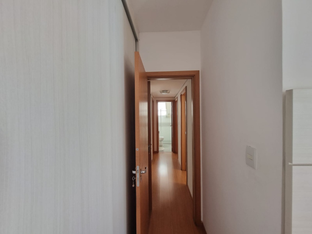 Apartamento à venda com 4 quartos, 146m² - Foto 21