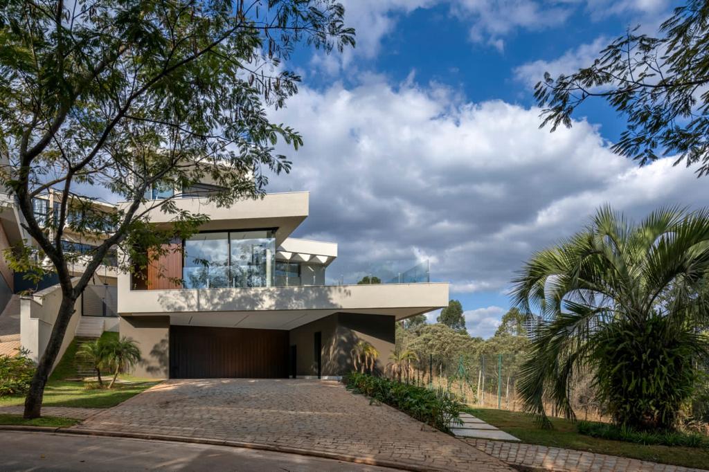 Casa de Condomínio à venda com 4 quartos, 454m² - Foto 2