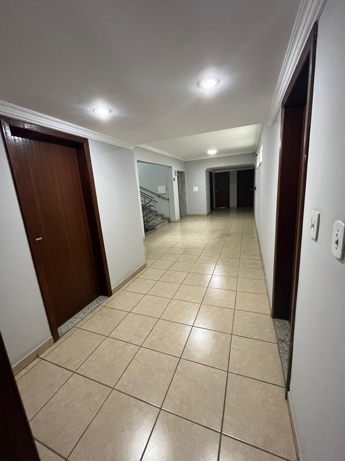 Apartamento à venda com 3 quartos - Foto 3