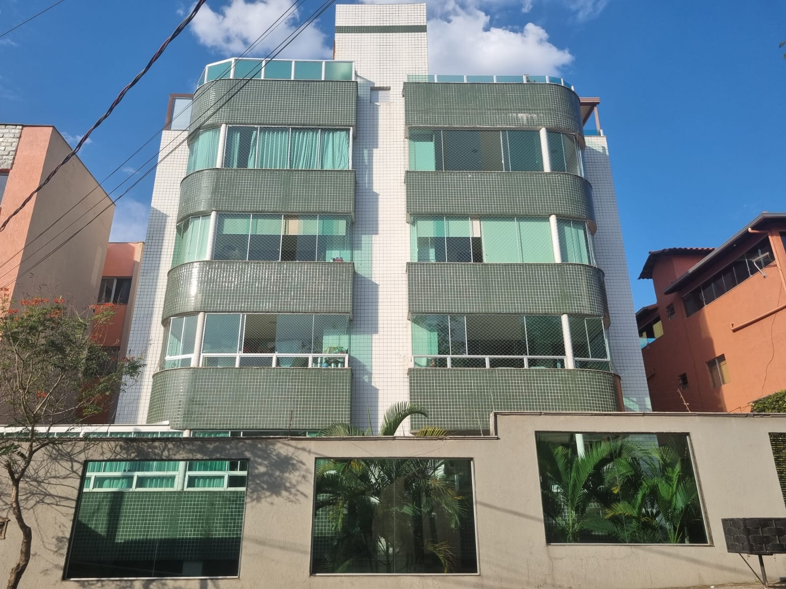 Apartamento com 3 dormitórios à venda em Belo Horizonte, no bairro