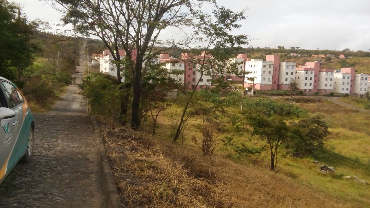 Terreno à venda, 360m² - Foto 1