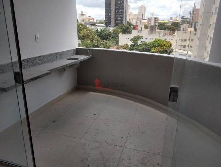 Apartamento à venda com 3 quartos, 212m² - Foto 3