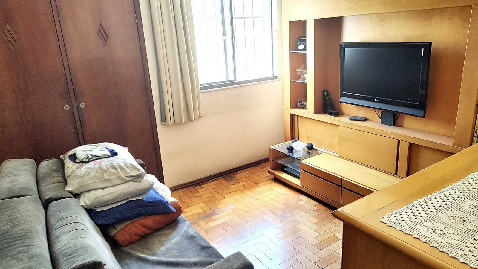 Apartamento à venda com 4 quartos, 159m² - Foto 25