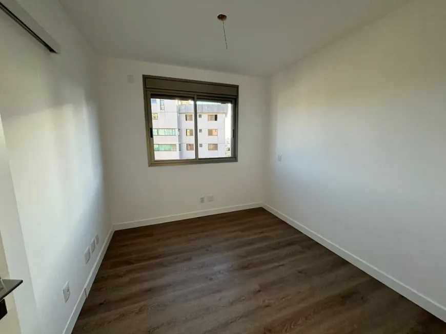 Apartamento à venda com 4 quartos, 154m² - Foto 13