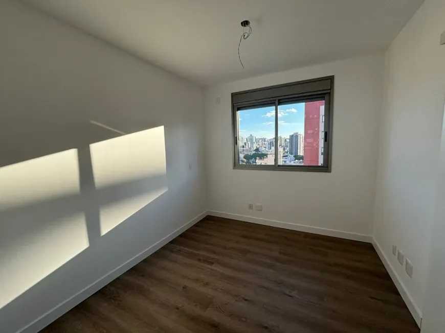 Apartamento à venda com 4 quartos, 154m² - Foto 8