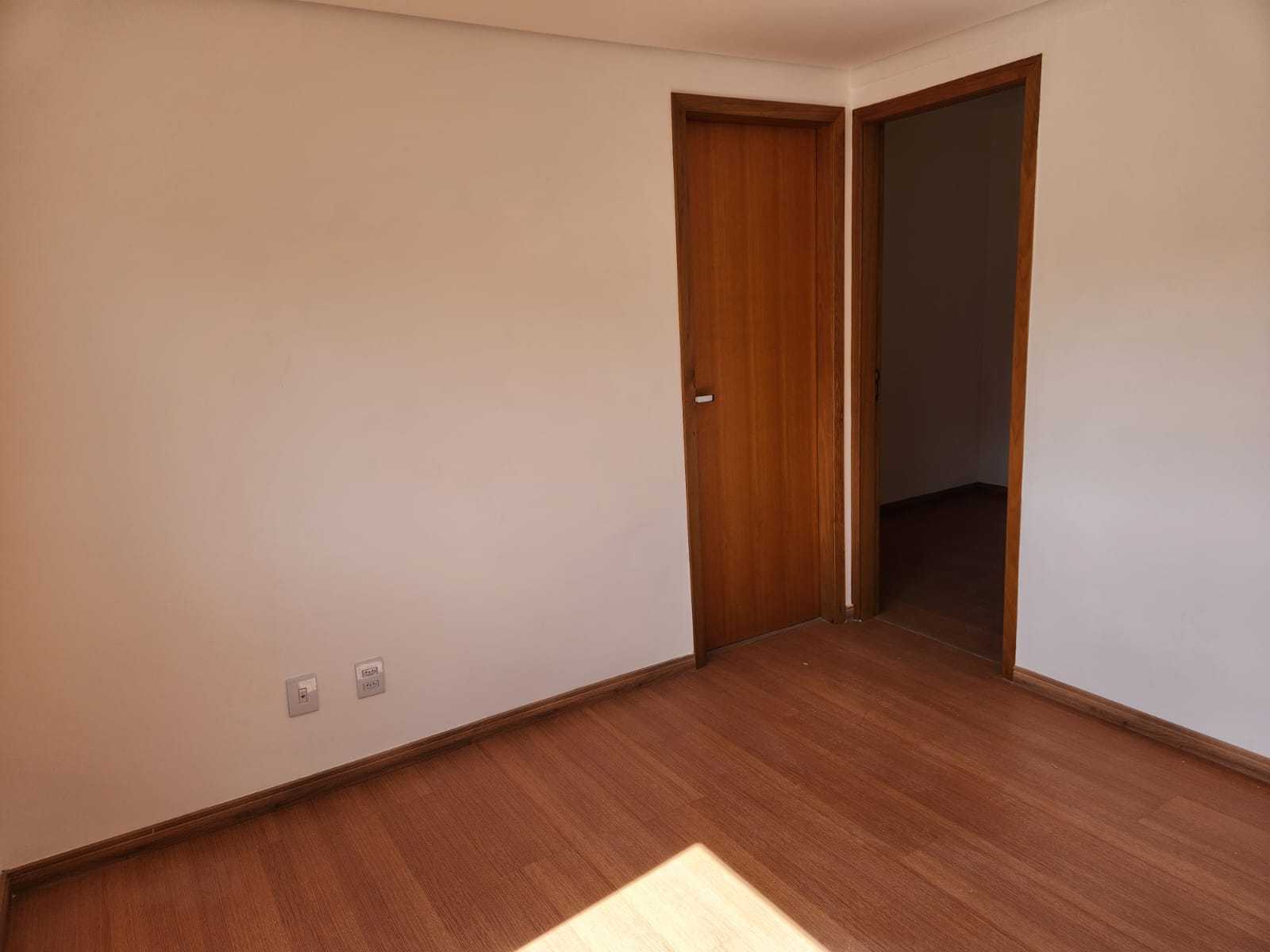 Apartamento à venda com 3 quartos, 95m² - Foto 5