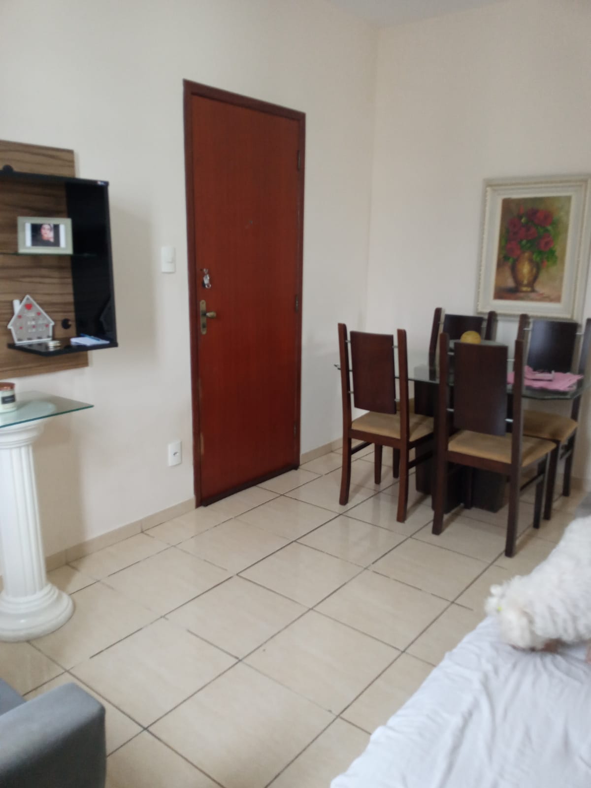 Apartamento à venda com 2 quartos, 75m² - Foto 1