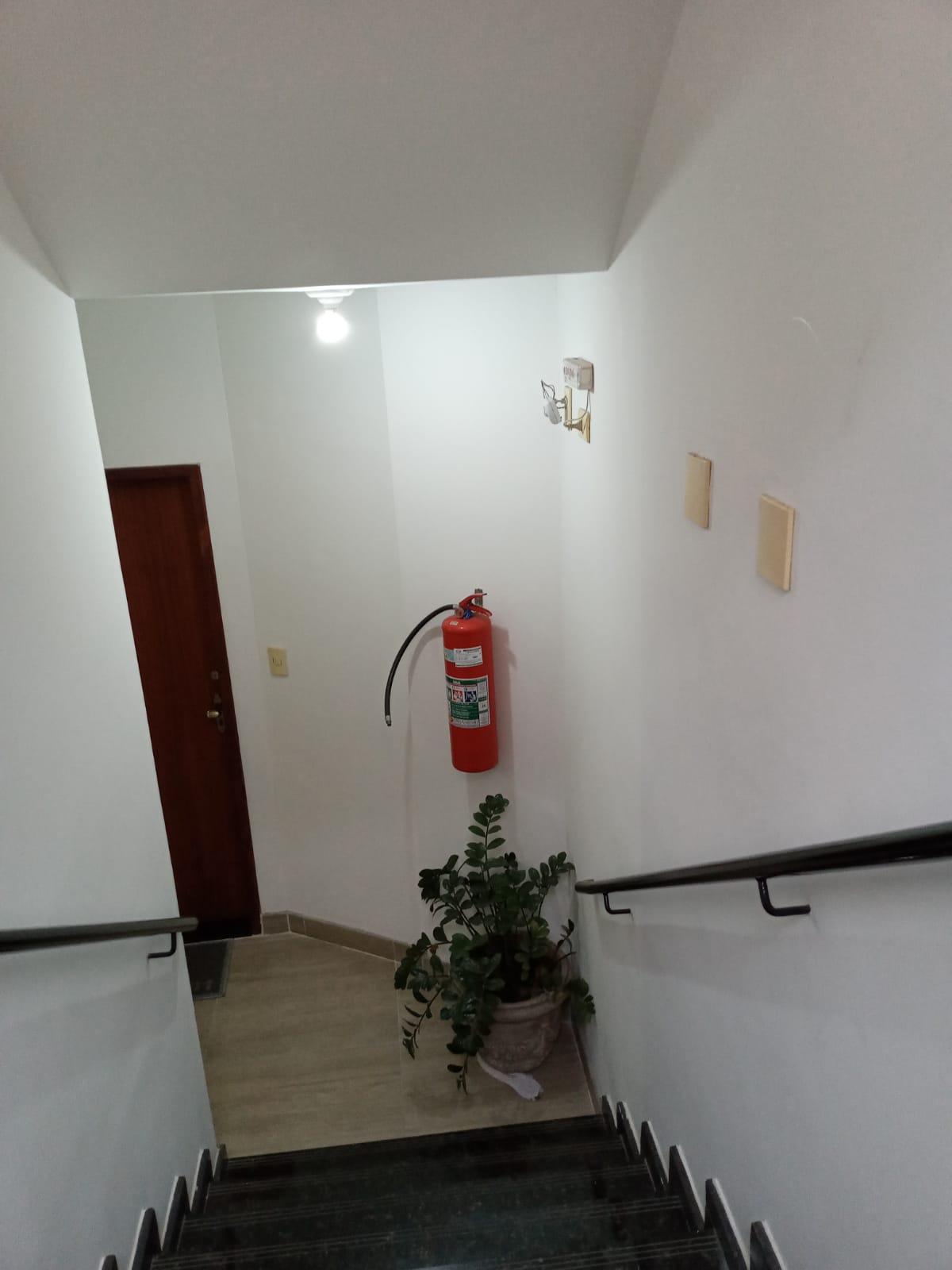 Apartamento à venda com 2 quartos, 75m² - Foto 6