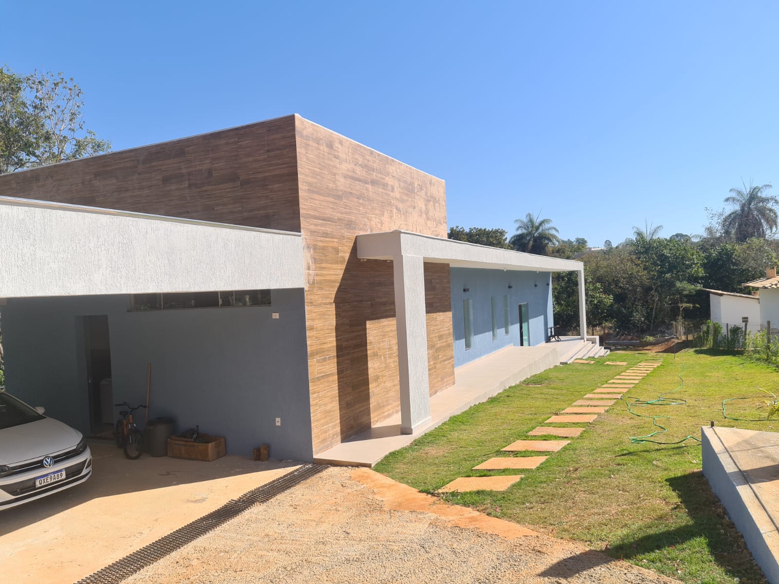 Casa de Condomínio à venda com 3 quartos, 350m² - Foto 2