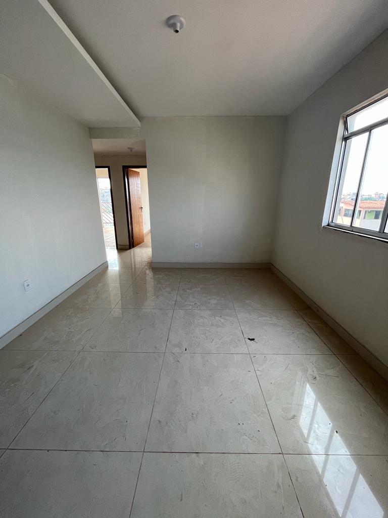 Apartamento à venda com 3 quartos - Foto 4