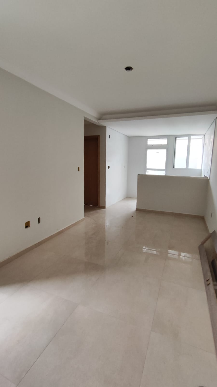 Apartamento à venda com 2 quartos, 58m² - Foto 4