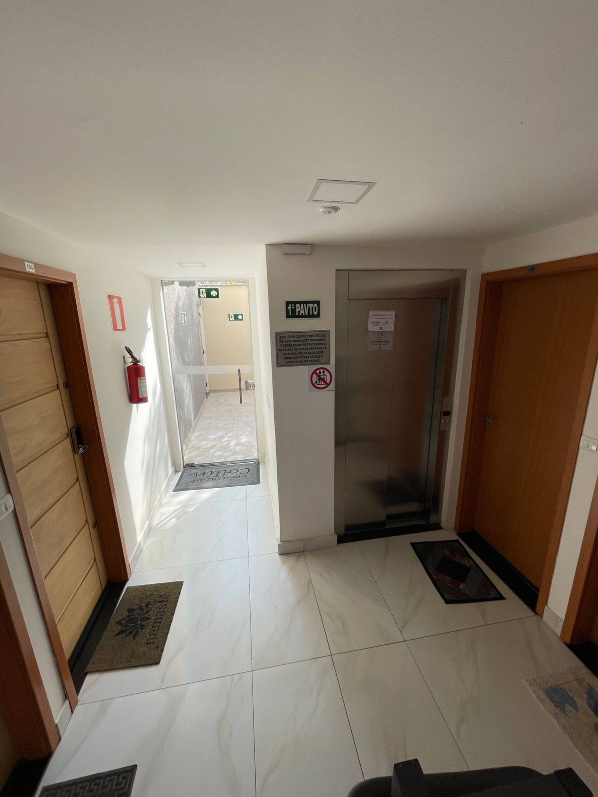 Apartamento à venda com 2 quartos, 56m² - Foto 13