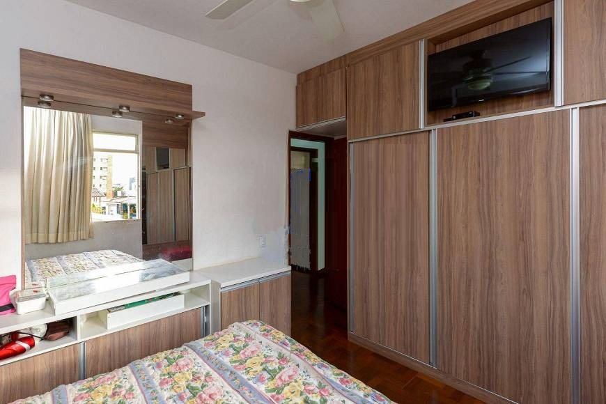 Apartamento à venda com 2 quartos, 80m² - Foto 4