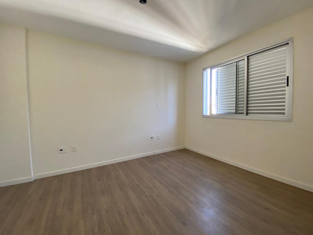 Apartamento à venda com 4 quartos, 110m² - Foto 11