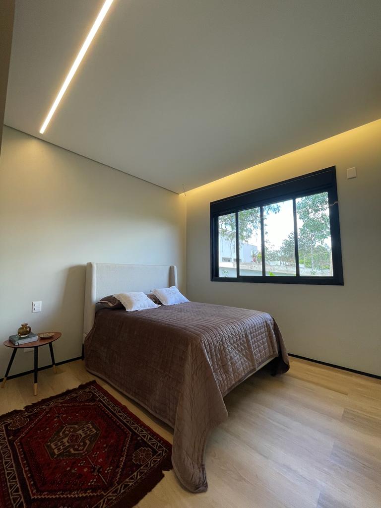 Casa de Condomínio à venda com 4 quartos, 310m² - Foto 9