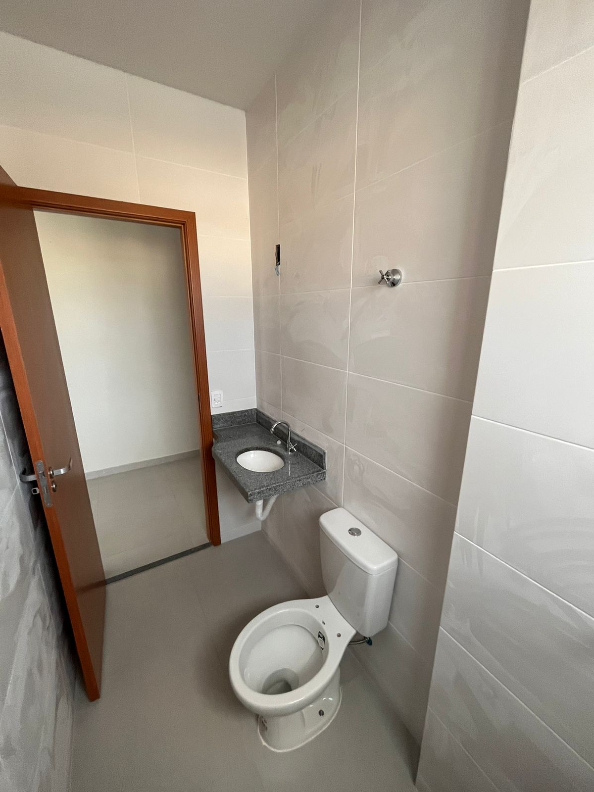 Casa à venda com 2 quartos, 55m² - Foto 14