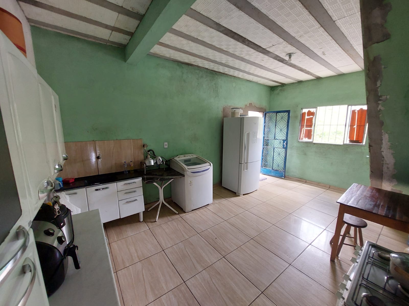 Casa à venda com 3 quartos, 100m² - Foto 9