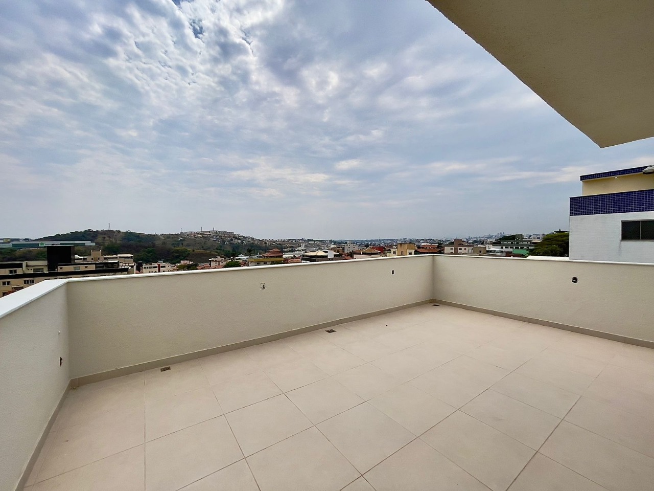 Cobertura à venda com 3 quartos, 163m² - Foto 1