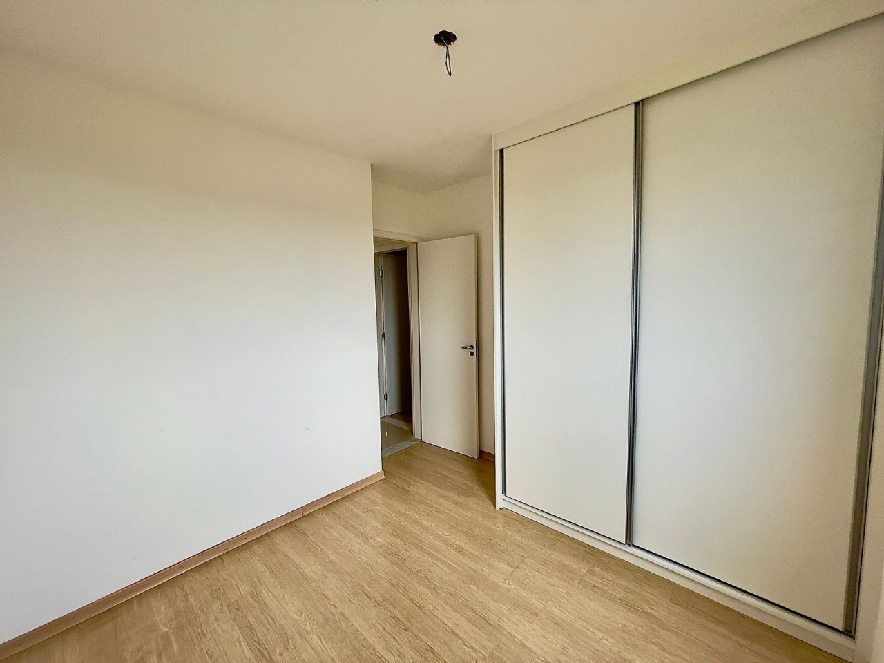 Apartamento à venda com 2 quartos, 61m² - Foto 14