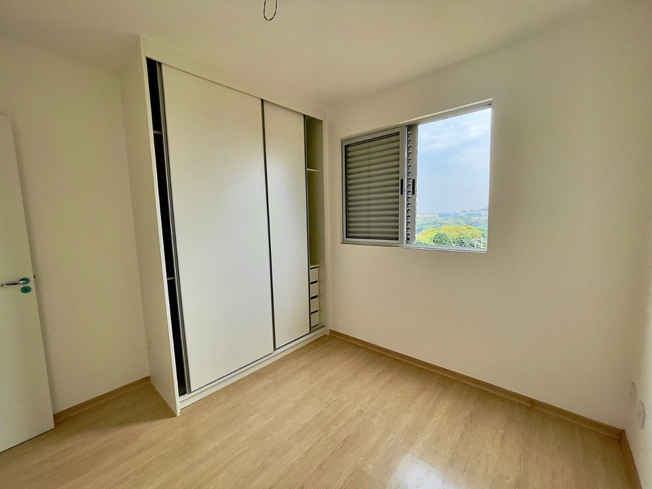 Apartamento à venda com 2 quartos, 61m² - Foto 17