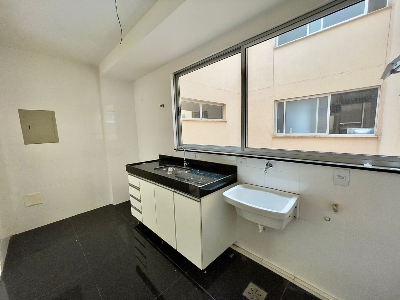 Apartamento à venda com 2 quartos, 61m² - Foto 9