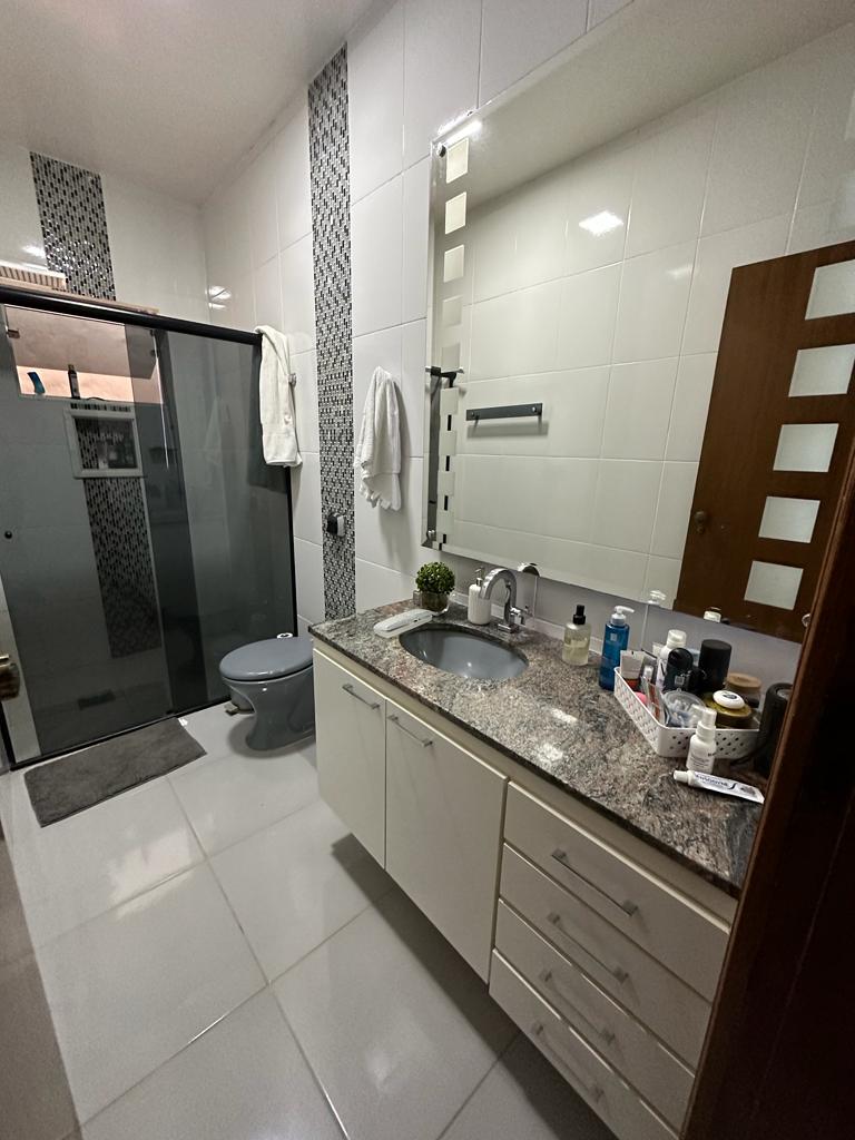 Casa à venda com 3 quartos, 250m² - Foto 6