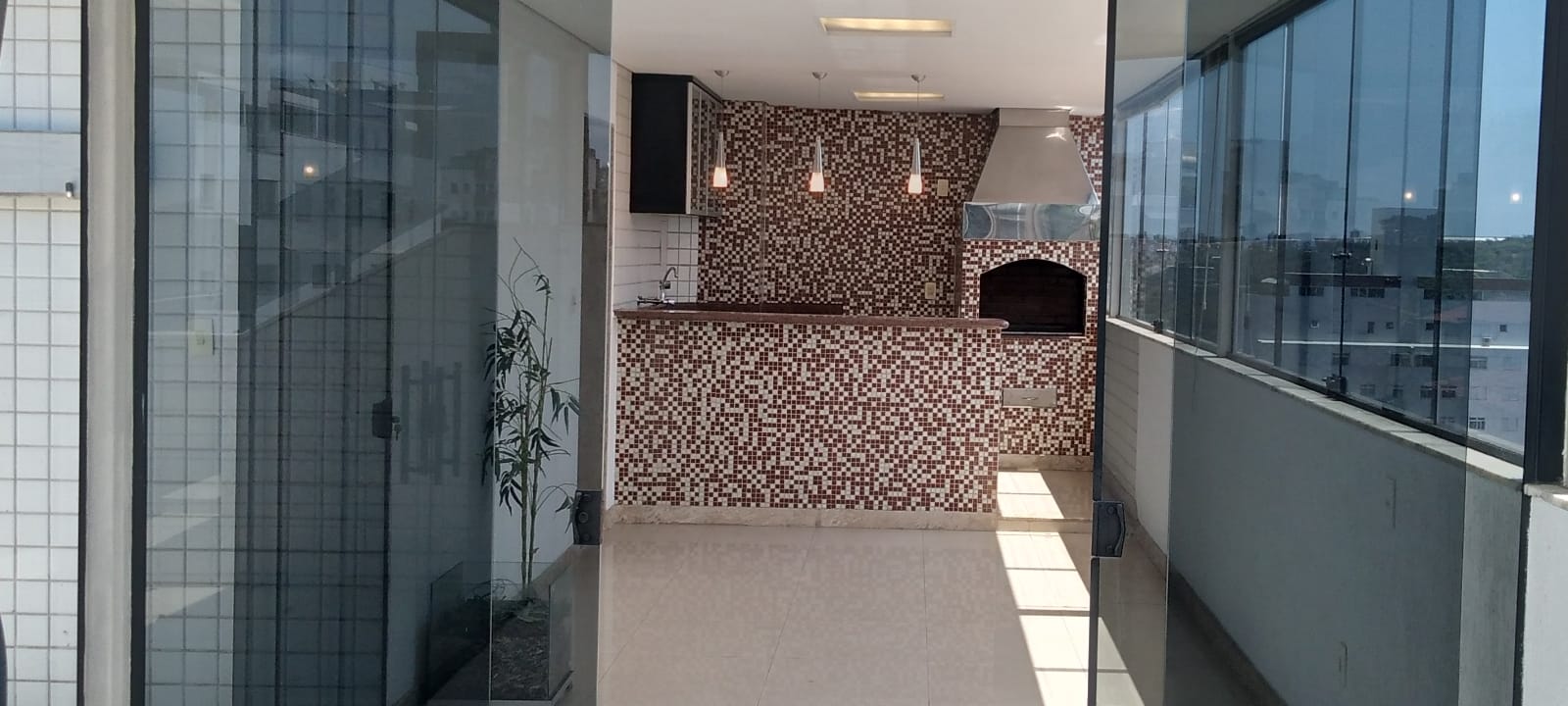 Cobertura à venda com 4 quartos, 190m² - Foto 2