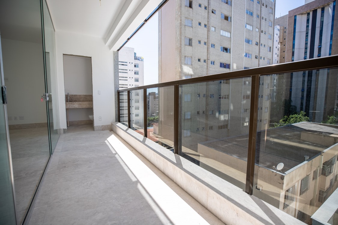 Apartamento à venda com 4 quartos, 130m² - Foto 9