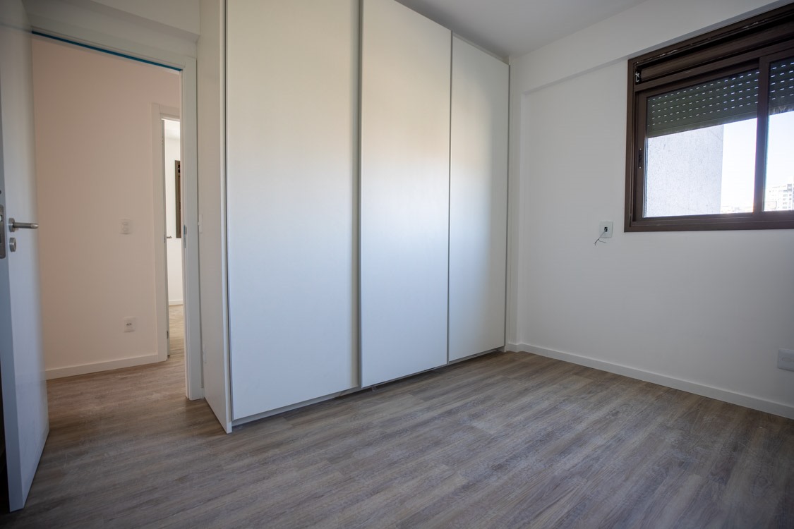 Apartamento à venda com 4 quartos, 130m² - Foto 13