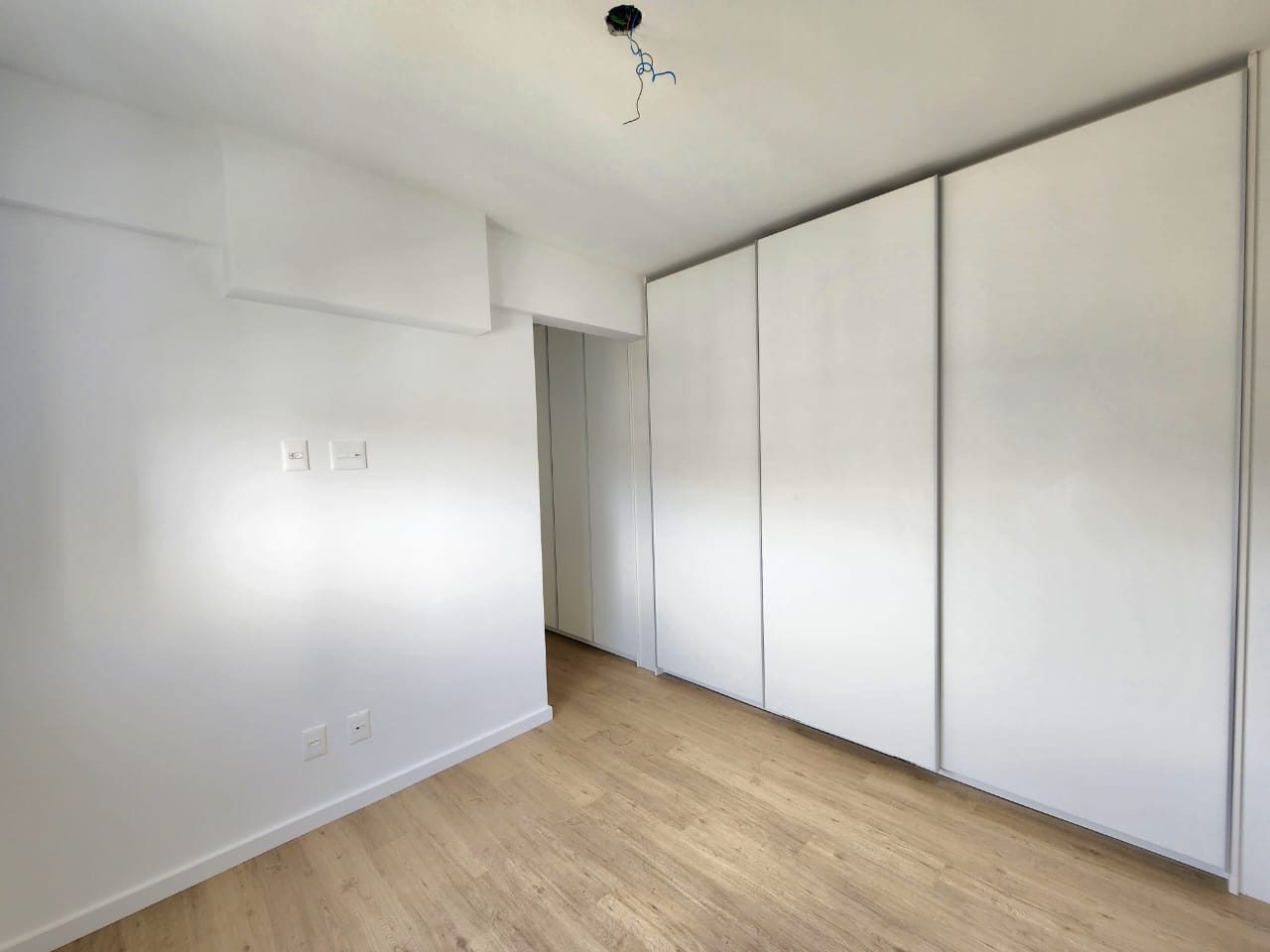 Apartamento à venda com 2 quartos, 66m² - Foto 17