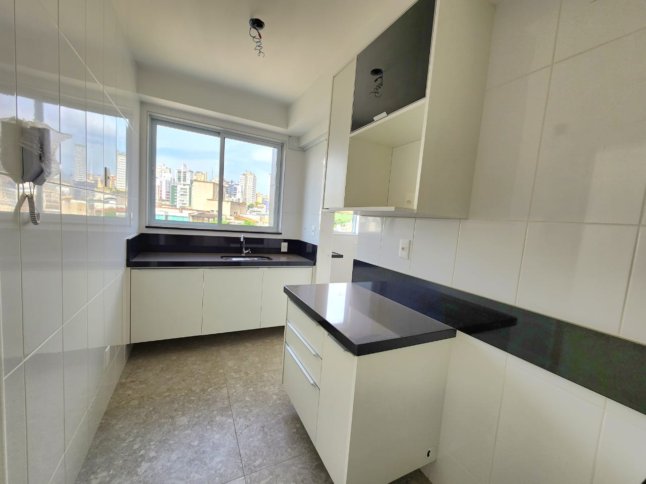 Apartamento à venda com 2 quartos, 66m² - Foto 5