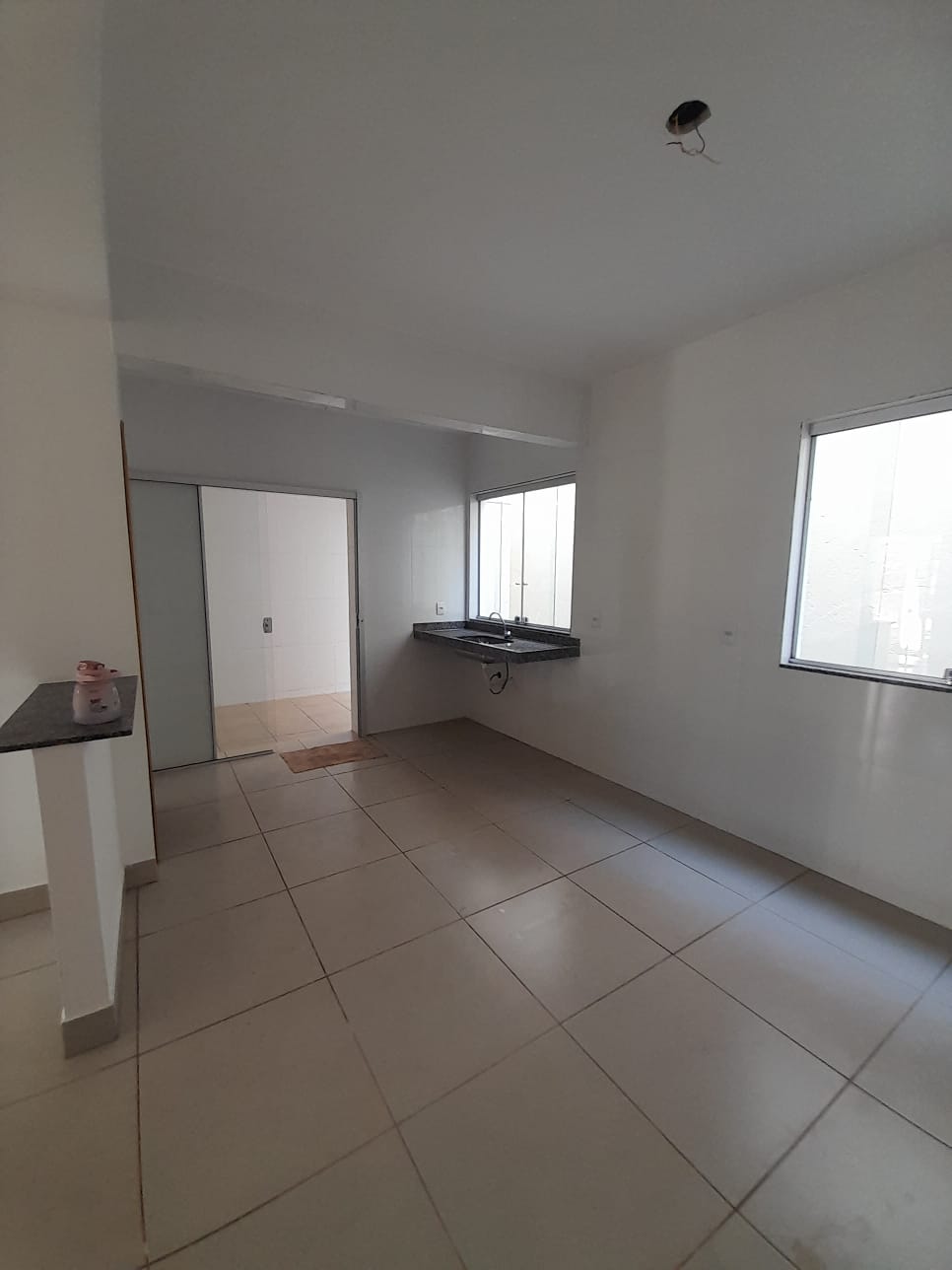 Casa à venda com 3 quartos, 101m² - Foto 8