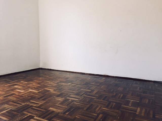 Apartamento à venda com 2 quartos, 60m² - Foto 2