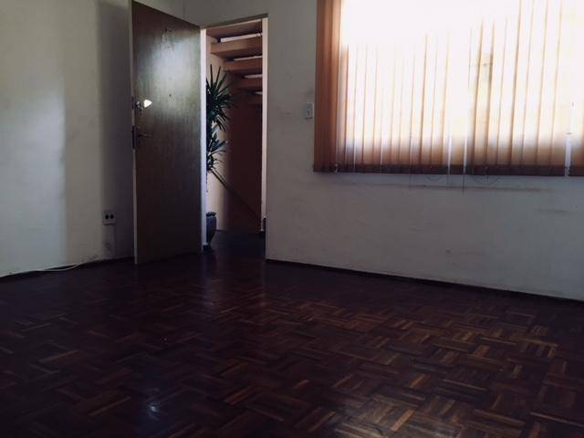 Apartamento à venda com 2 quartos, 60m² - Foto 16