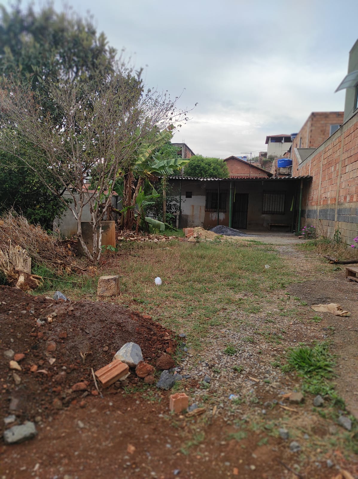 Terreno à venda, 250m² - Foto 1