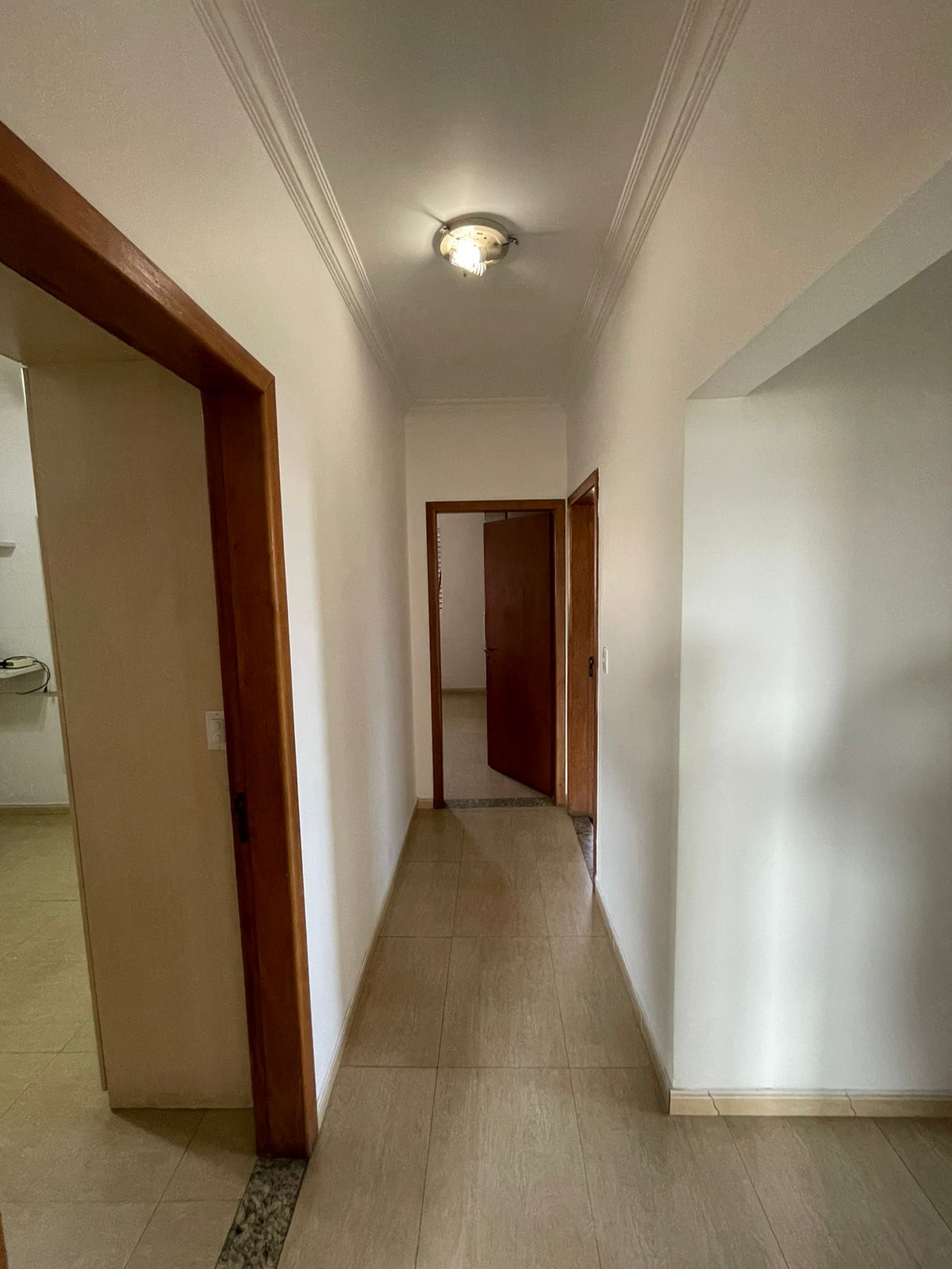 Apartamento para alugar com 6 quartos, 1000m² - Foto 11