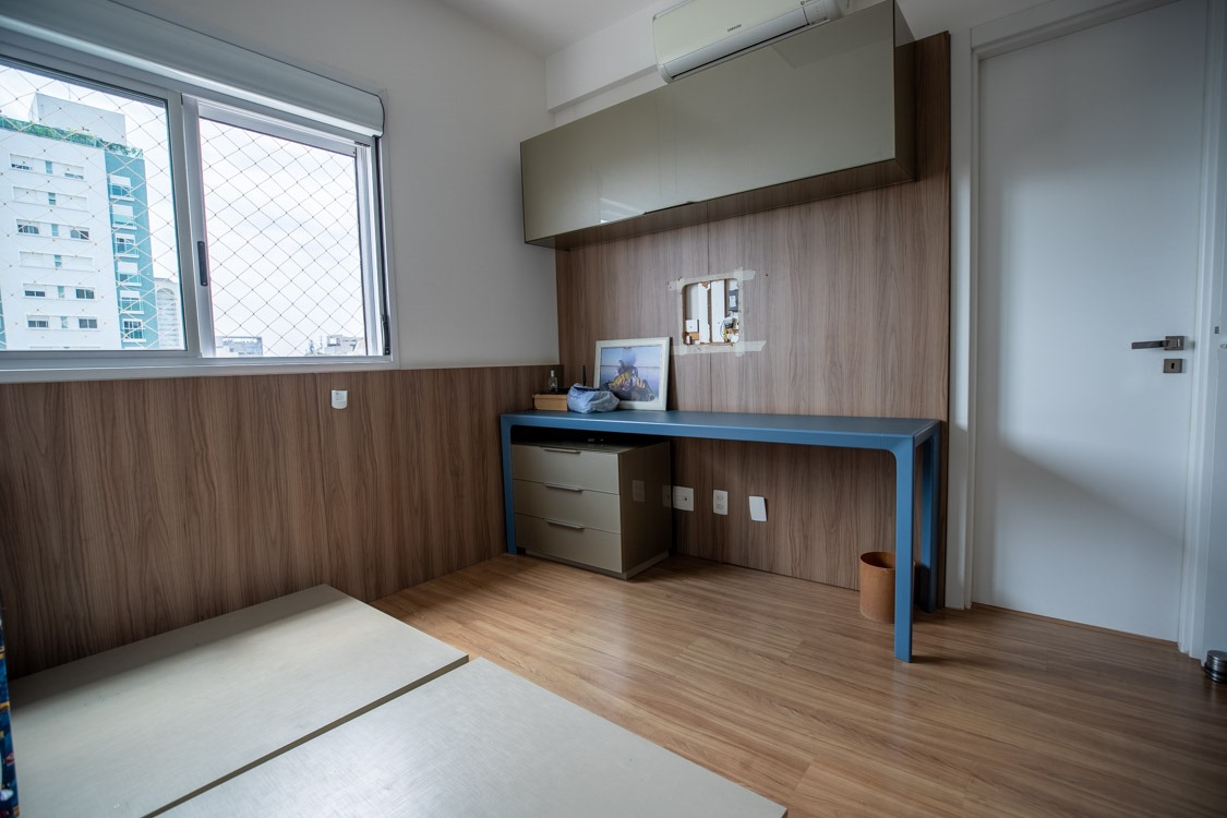 Apartamento à venda com 4 quartos, 187m² - Foto 17