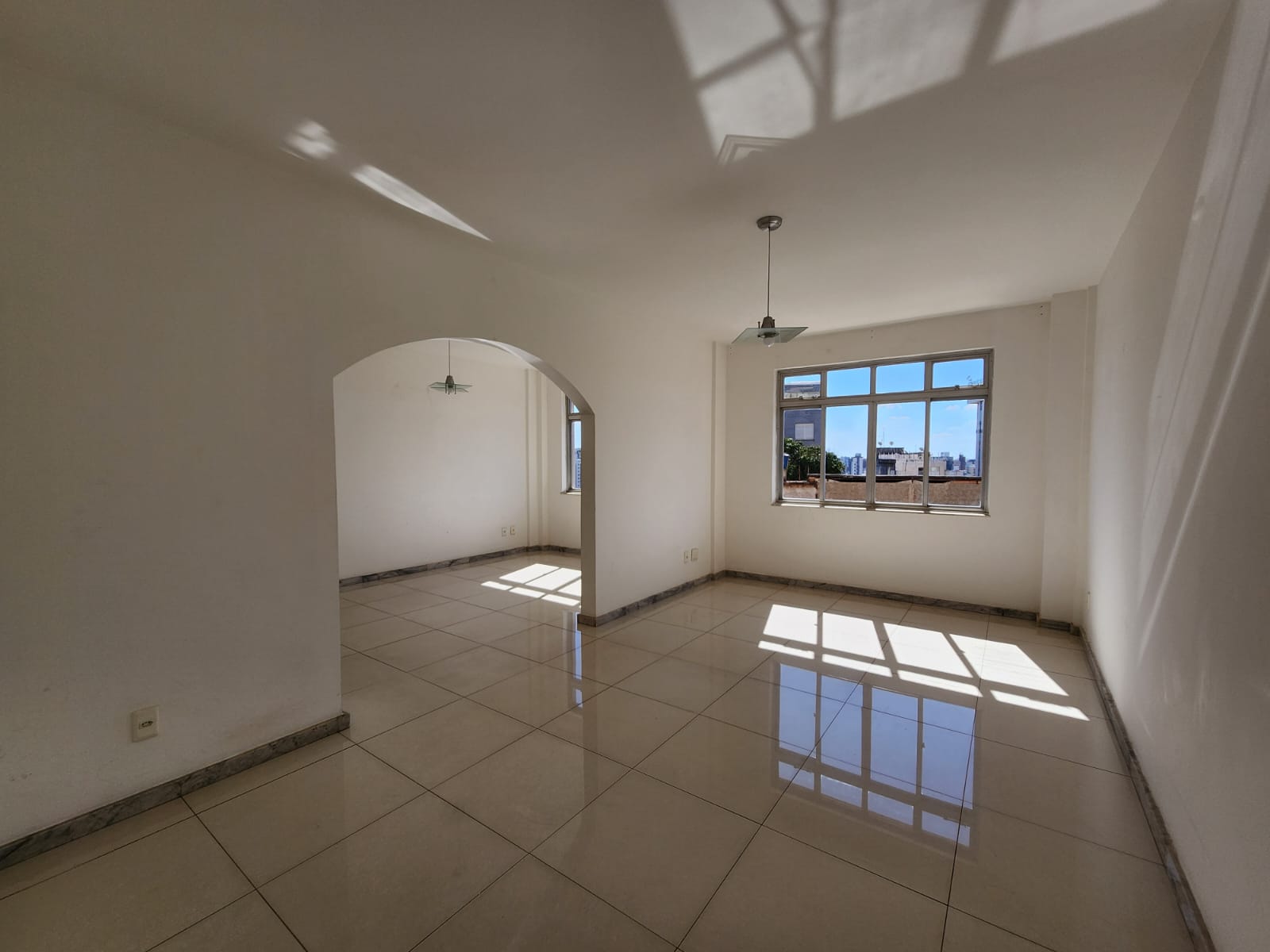 Apartamento à venda com 4 quartos, 139m² - Foto 8