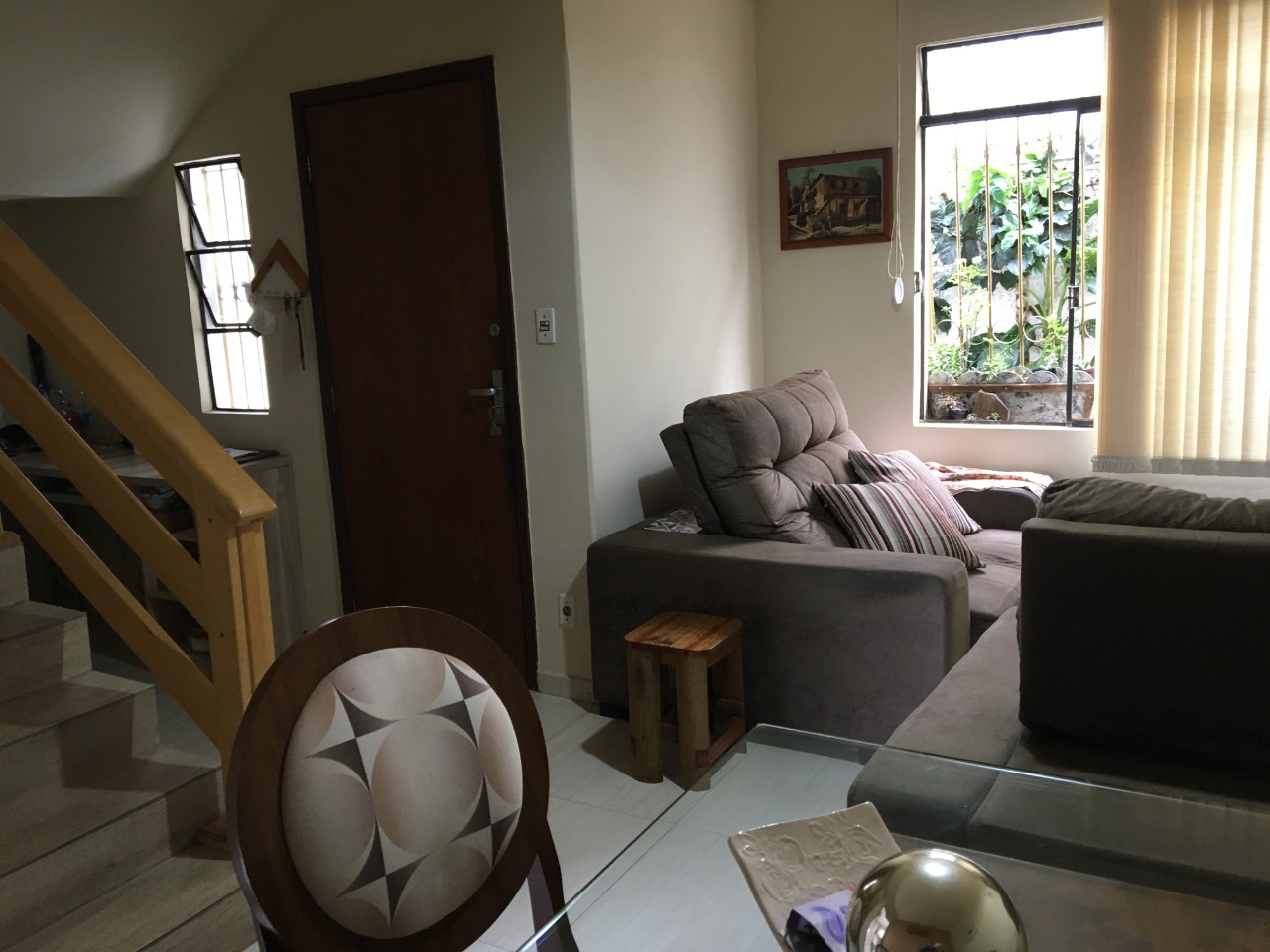 Casa à venda com 3 quartos, 104m² - Foto 1