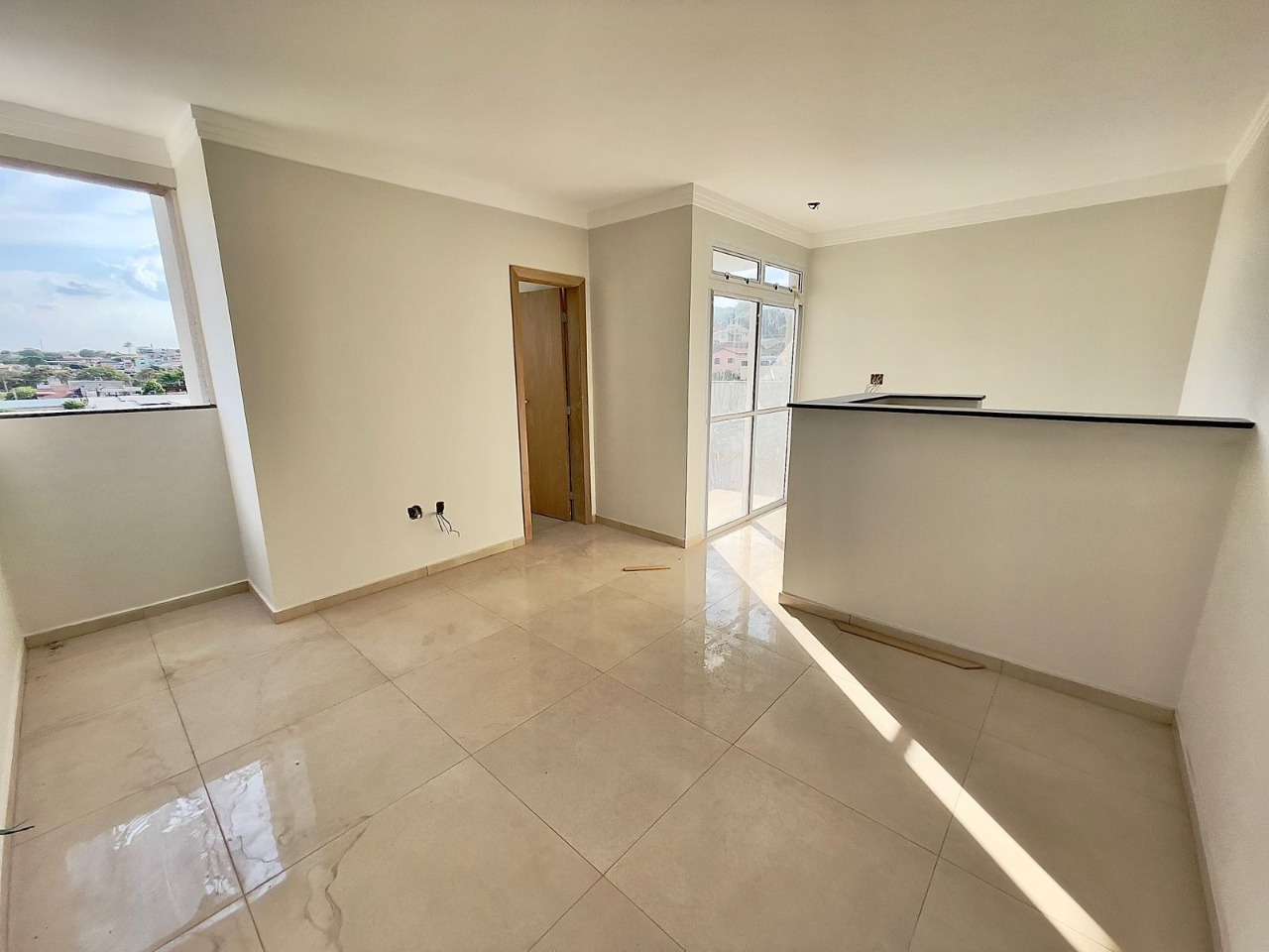 Cobertura à venda com 2 quartos, 60m² - Foto 3