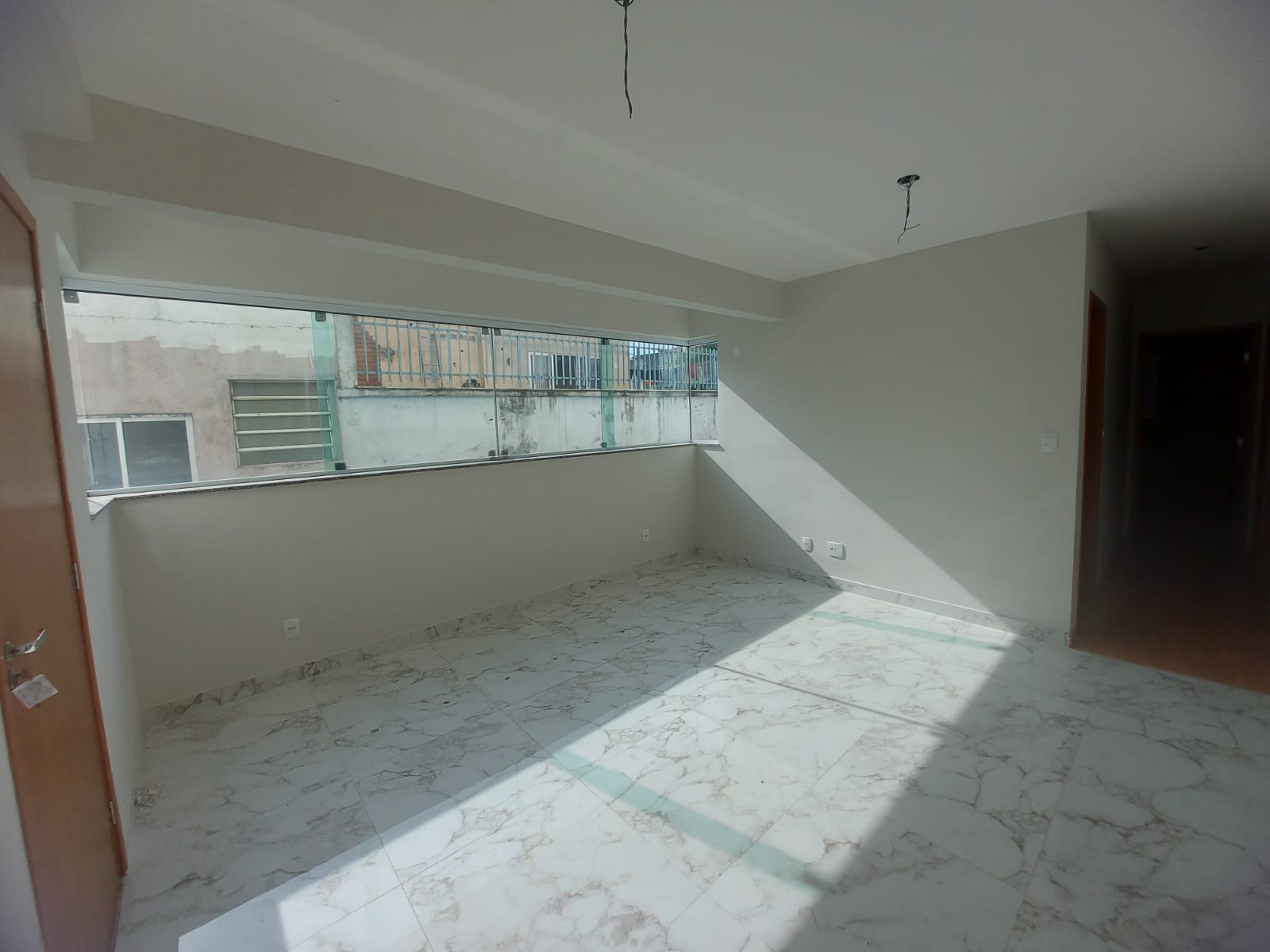 Apartamento à venda com 3 quartos, 71m² - Foto 1