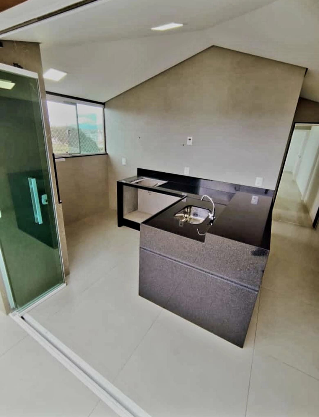 Cobertura à venda com 4 quartos, 168m² - Foto 3