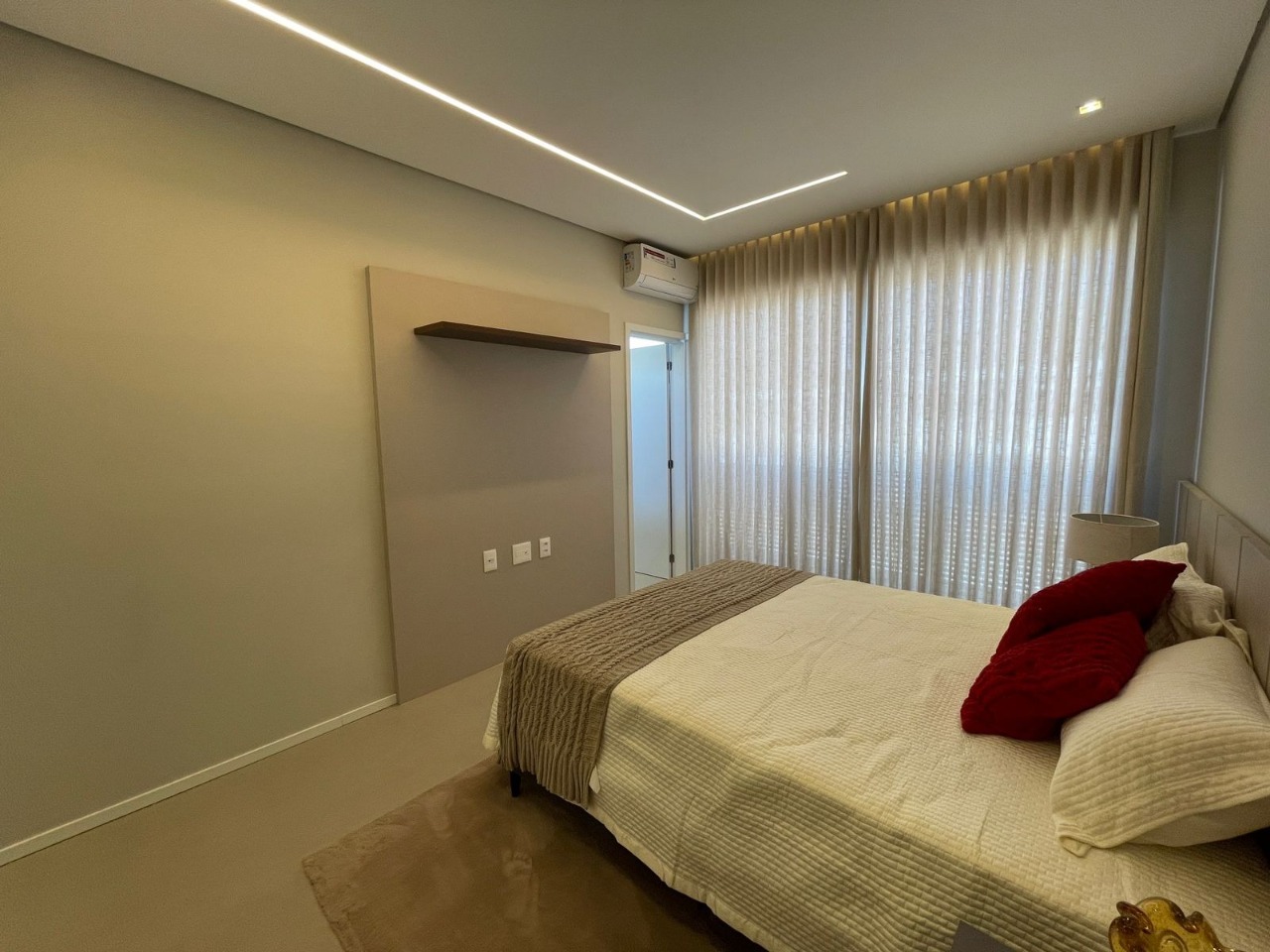 Casa de Condomínio à venda com 3 quartos, 208m² - Foto 18