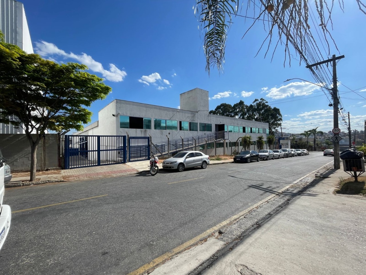 Depósito-Galpão-Armazém à venda, 3850m² - Foto 13