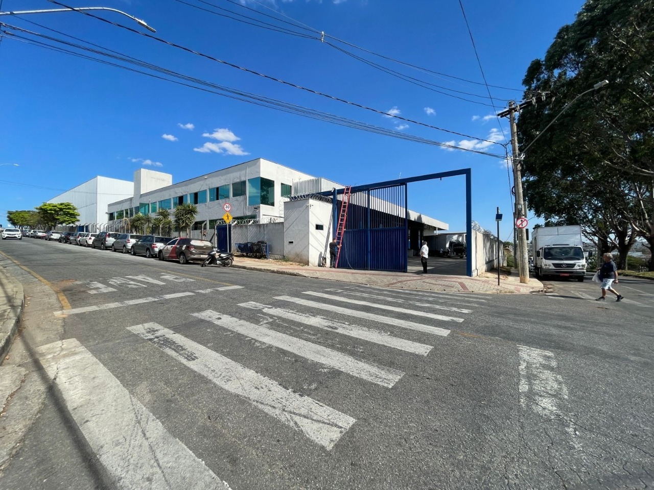 Depósito-Galpão-Armazém à venda, 3850m² - Foto 2