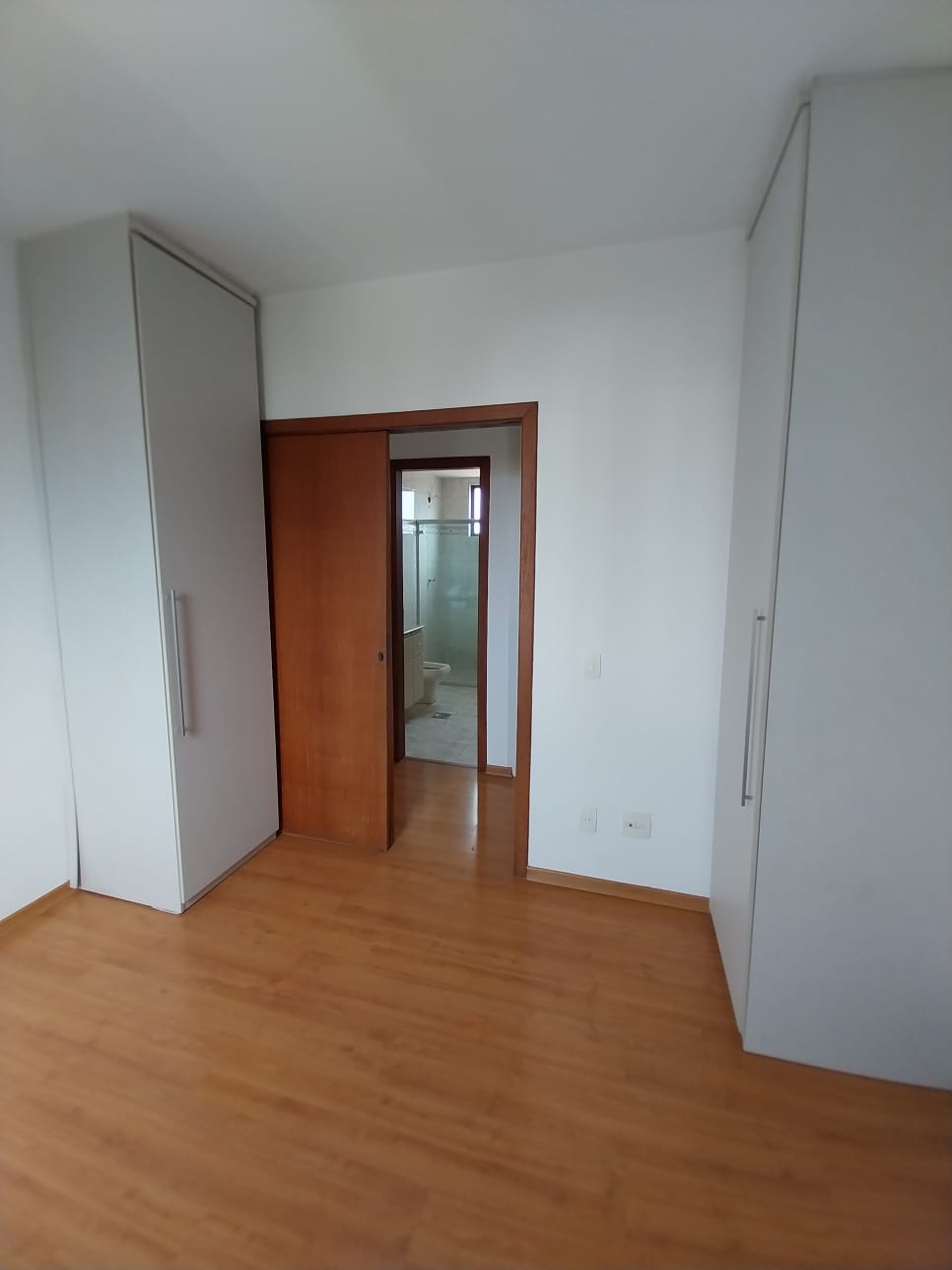 Apartamento à venda com 3 quartos, 103m² - Foto 7